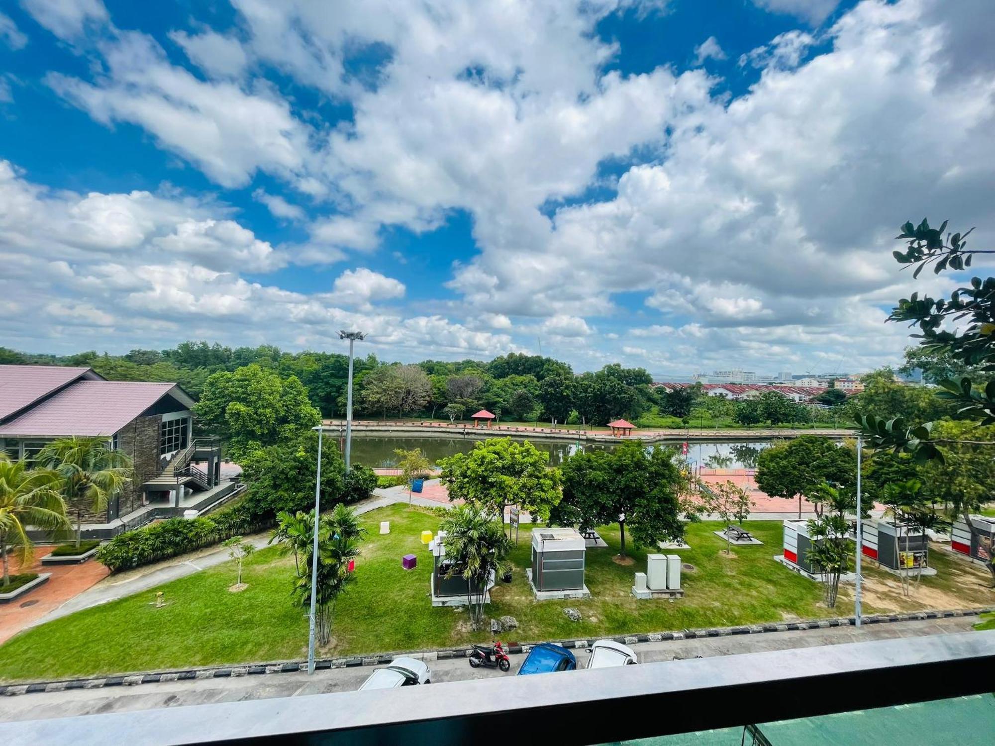 The Riverfront Hotel Malacca Exterior foto